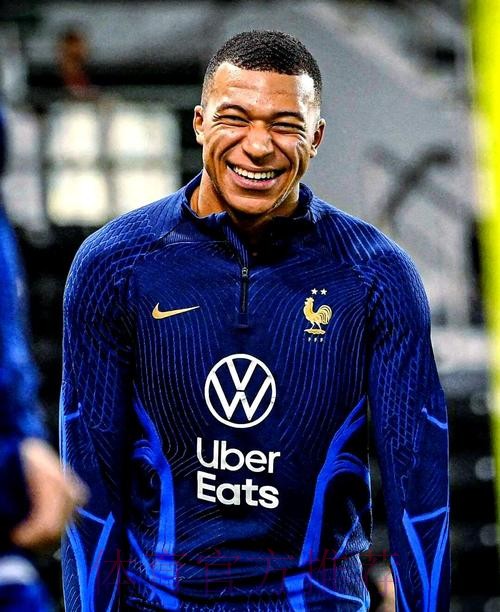 世界杯西班牙姆巴佩焦点对决全面分析 世界杯西班牙姆巴佩焦点对决全面分析